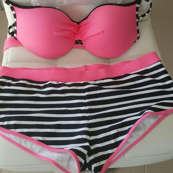 Swimming suit - Picture 2 of 5